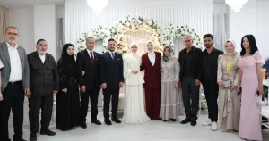 bakan-goktas-gence-kiz-istedi-uKBe7UlG.webp