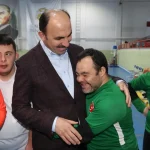 baskan-altya-engelleri-birlikte-asiyoruz-XLp58Wdh.webp