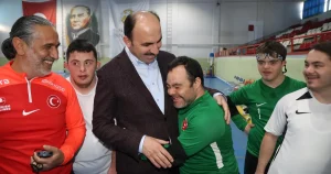 baskan-altya-engelleri-birlikte-asiyoruz-XLp58Wdh.webp