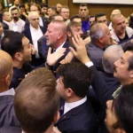 bursa-buyuksehir-meclisinde-gerginlik-baskan-bozbeyden-saldiriya-kinama-eTsp97wg.webp