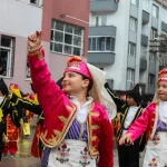 bursa-gemlikte-1470-ogrenci-sanatla-bulusuyor-WLs9atze.webp
