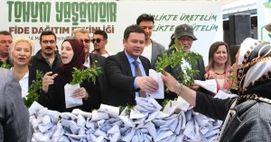 bursada-osmangazi-belediyesinden-ucretsiz-fide-dagitimi-q5qfm2cs.webp