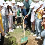 cayirovali-ogrenciler-birlikte-fidan-dikti-HEn5rPfj.webp