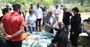 edirne-kesanda-dallik-senlikleri-coskusu-JRCyQSNc.webp