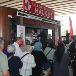halk-et-mobil-aracina-korfezde-yogun-ilgi-2BaNSG8v.webp