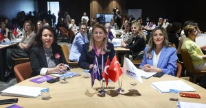istanbul-bakirkoyde-kadinlar-icin-guvenli-yasam-calistayi-z31m7vWz.webp