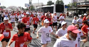 izmir-karabaglarda-19-mayis-coskusu-QXKEcyTp.webp