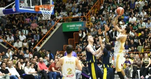 konya-buyuksehir-belediyespor-seriyi-esitledi-fra19X9D.webp