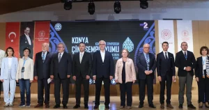 konya-cini-sempozyumunda-cini-sanati-ele-aliniyor-dA9zjRqr.webp