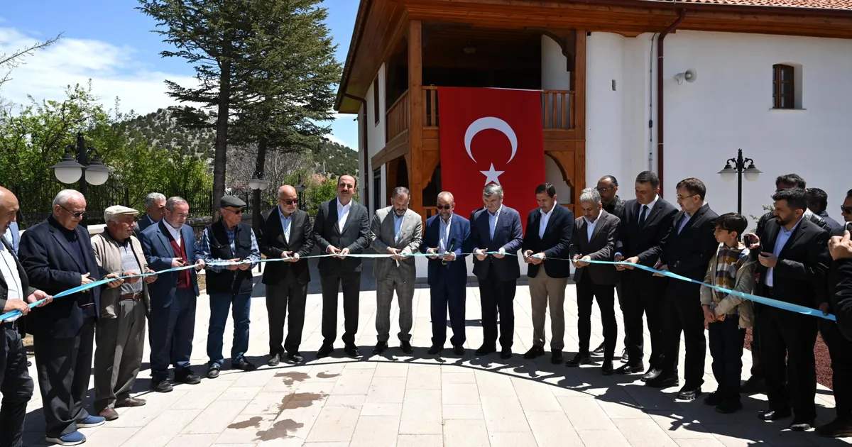 Konya’da Ecevitzade Kadı Mehmed Efendi Camii açıldı