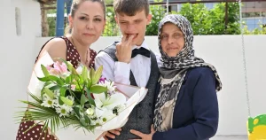 manisada-anneler-gununde-mutlu-eden-destek-yZii4Jnh.webp
