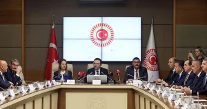tbmm-komisyonu-kartalkaya-faciasi-icin-bolu-valisini-dinledi-NNxyR9QJ.webp