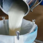 turkiyede-sut-uretimi-yukseliyor-martta-1-milyon-15-bin-ton-sut-toplandi-FL77PH2a.webp